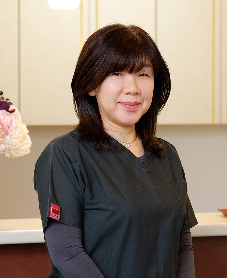 院長 島 もと子