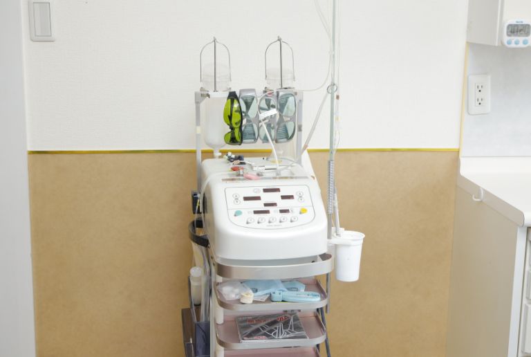 レーザー治療器